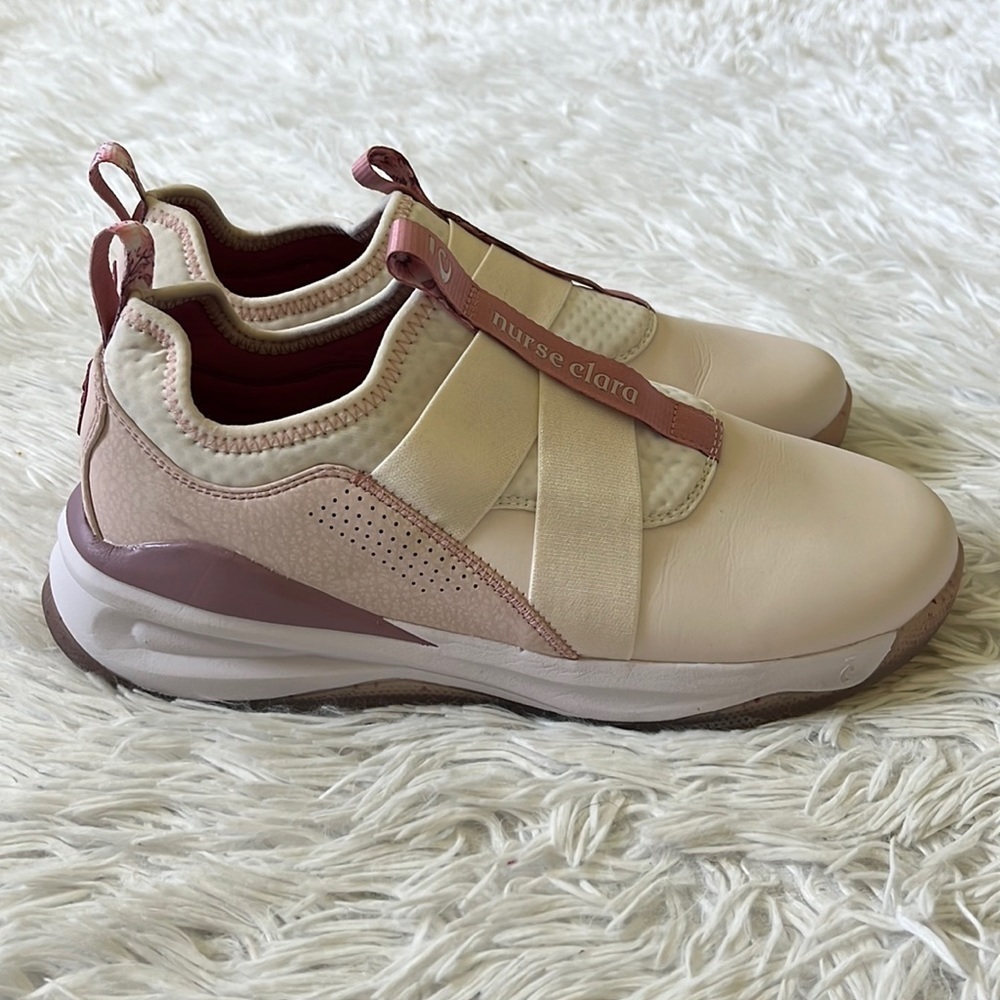 CLOVE WOMEN’S/MENS CLARA NURSING SHOES LIMITED EDITION PINK SIZE W9.5 M-8